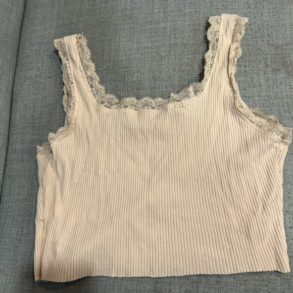 1/10 SHEIN Cream Laced Up Cropped Tank Top - Picture 2 of 2